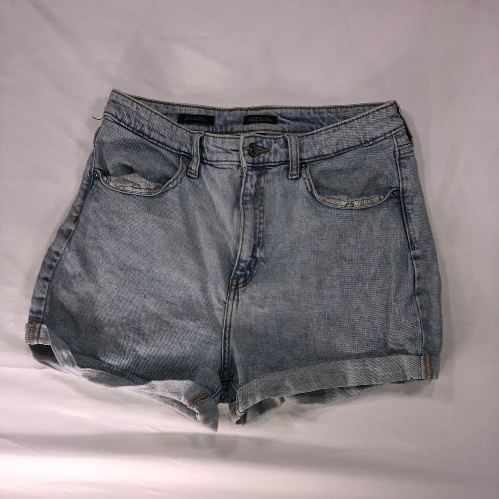 Wild Fable Highest Rise Denim Shorts Light Wash Cuffed Hem Size 10/30R